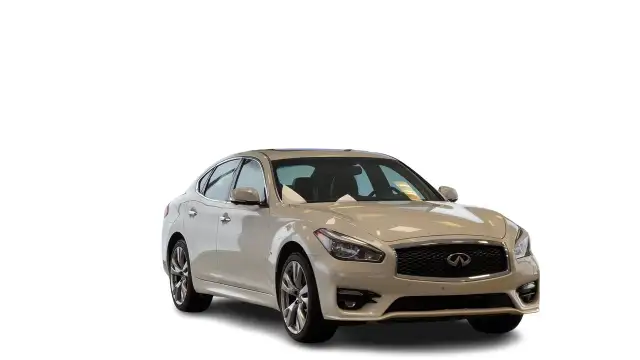 2019 Infiniti Q70 3.7 AWD Sport Fresh Trade! Local Unit! Rare Un in Cars & Trucks in Regina - Image 4