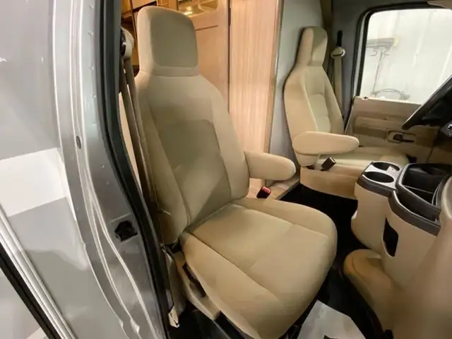 2022 Adventurer LP Class C Adventurer 19RD in RVs & Motorhomes in Edmonton - Image 23