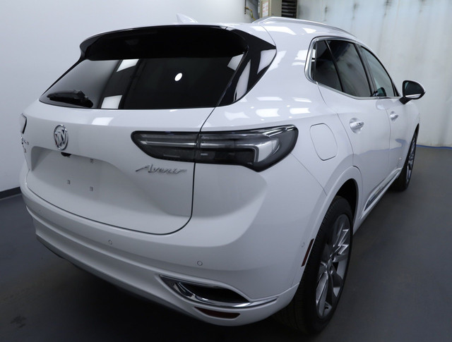 2021 Buick Envision Avenir TECHNOLOGY PACKAGE II, PANORAMIC M... dans Autos et camions  à Lethbridge - Image 4