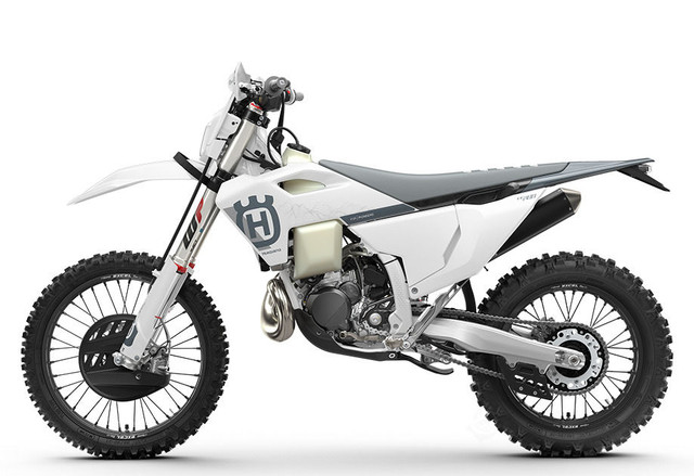 2025 Husqvarna TE 300 PRO in Dirt Bikes & Motocross in Longueuil / South Shore - Image 4