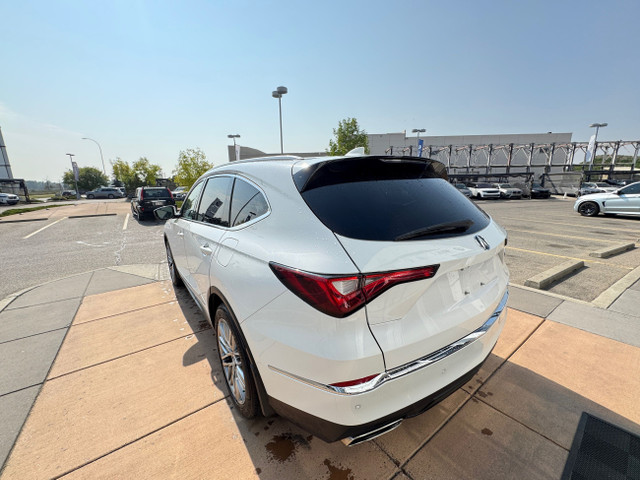 2022 Acura MDX in Cars & Trucks in Calgary - Image 4