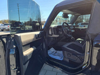 2022 Ford Bronco Big Bend 4-Door Advanced 4x4 with the Sasquatch Package and a hardtop. Navi, Heated... (image 8)