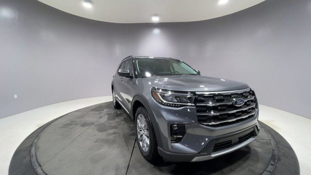 2025 Ford Explorer Active in Cars & Trucks in Strathcona County - Image 2