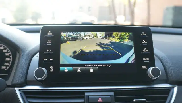 2020 Honda Accord Hybrid Base, Apple Carplay, Backup Camera, All in Cars & Trucks in Mississauga / Peel Region - Image 26