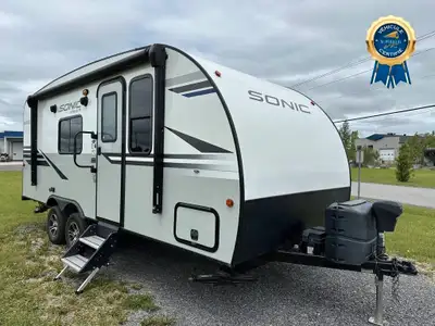 Roulotte 2020 Venture RV Sonic 190VRB avec MURPHY BED, frigo propane/électrique, toit en fibre de ve...