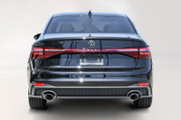 Nouvel Arrivage! La Volkswagen Jetta GLI 2025 incarne l’équilibre parfait entre performance sportive... (image 4)