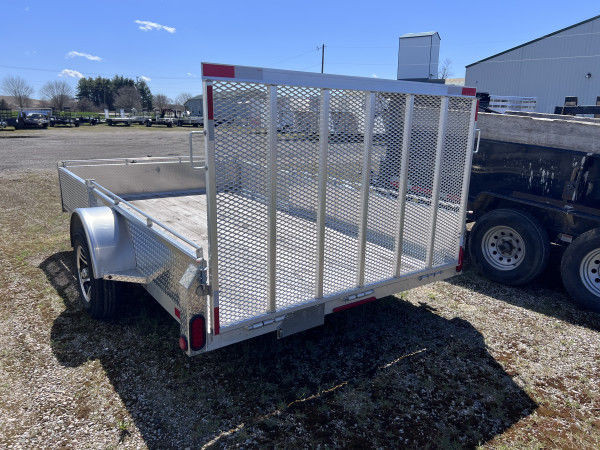 2023 Bearco 80in. x 12ft Open Aluminum Utility w/ Ramps in Cargo & Utility Trailers in London - Image 3