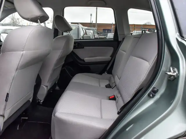 2015 Subaru Forester I Convenience in Cars & Trucks in Kitchener / Waterloo - Image 14