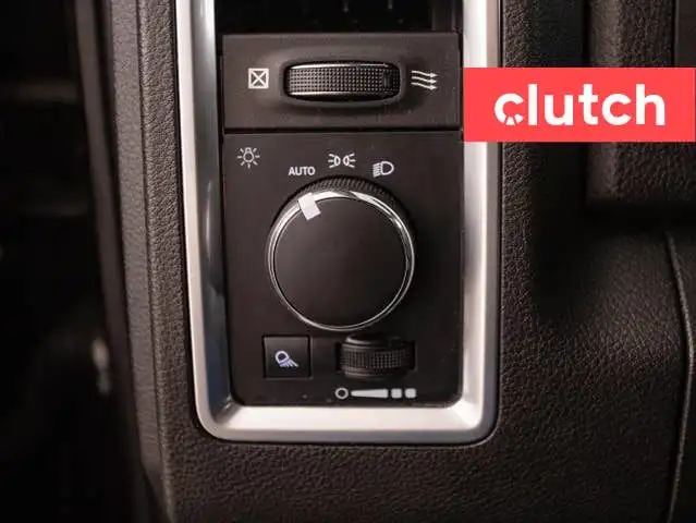 2021 Ram 1500 Classic Warlock Crew Cab 4x4 w/ Apple CarPlay & An in Cars & Trucks in City of Toronto - Image 24