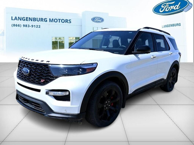 2023 Ford Explorer ST in Cars & Trucks in Regina
