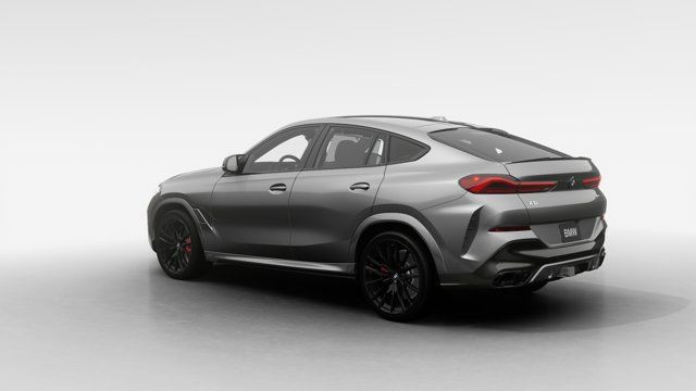 2025 BMW X6 M60i xDrive in Cars & Trucks in Laval / North Shore - Image 2