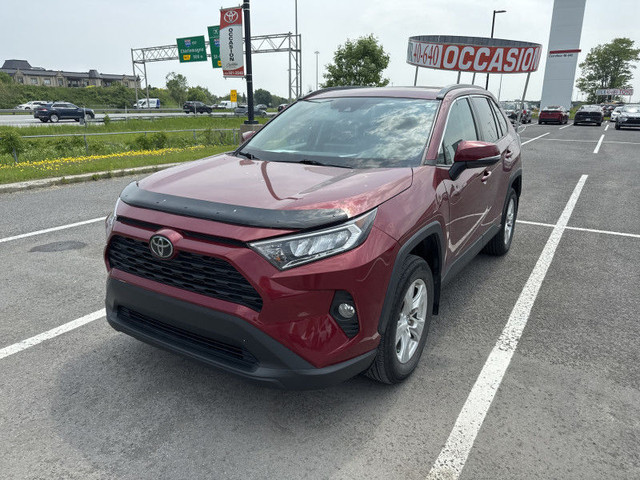 2019 TOYOTA RAV4 XLE AWD BAS KM SIEGES/VOLANT CHAUF TOIT OUVR EC in Cars & Trucks in Laval / North Shore