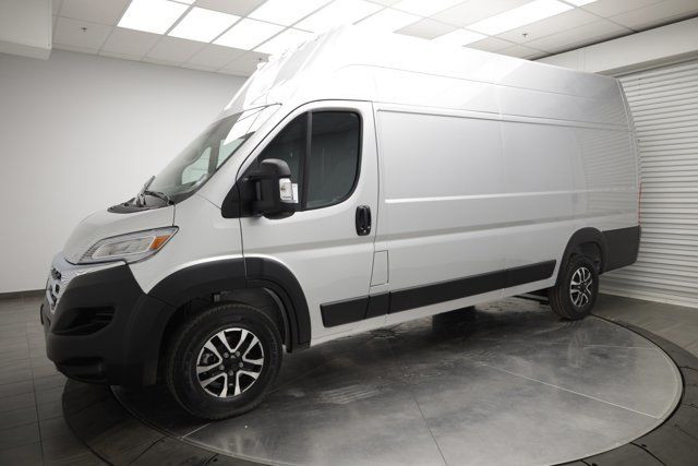 2024 Ram ProMaster Cargo Van SLT+ in Cars & Trucks in Calgary - Image 4