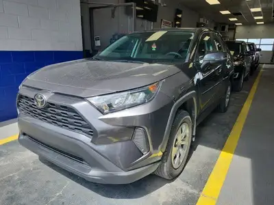Come see this certified 2022 Toyota RAV4 LE | Adaptive Cruise | CarPlay + Android | Heated Seats | R...