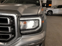 Backed by robust capability, our used 2018 GMC Sierra 1500 SLE Crew Cab short box 4X4 is boldly desi... (image 8)