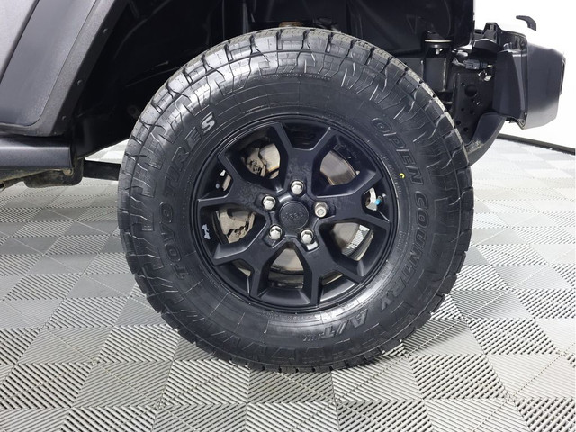 2021 Jeep Wrangler UNLIMITED WILLYS | Hardtop | Preferred Packag in Cars & Trucks in Calgary - Image 4