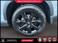 The 2025 Honda Pilot Black Edition is a premium and sporty trim of Honda's popular midsize SUV. Know... (image 6)