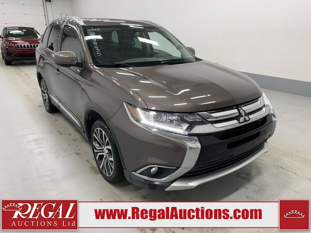 2018 MITSUBISHI OUTLANDER ES TOURING in Cars & Trucks in Calgary - Image 3