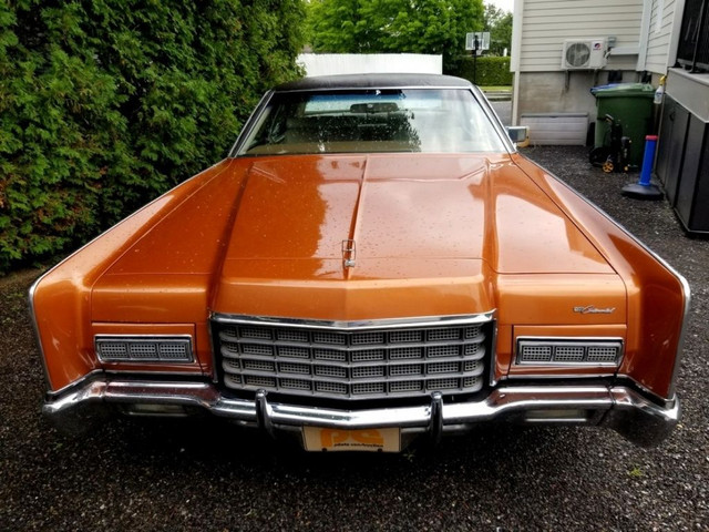 1972 Lincoln Continental in Classic Cars in Québec City - Image 2