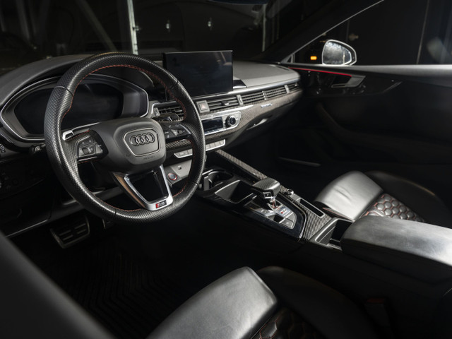 2023 Audi RS 5 COUPÉ 2023 Audi RS5 Coupe in Cars & Trucks in Québec City - Image 4