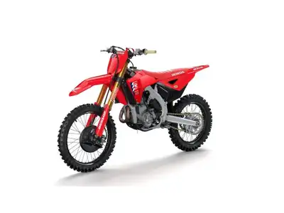 2025 Honda CRF250RWE Caractéristiques du modèle Works Edition Vous remarquerez la présence de compos...
