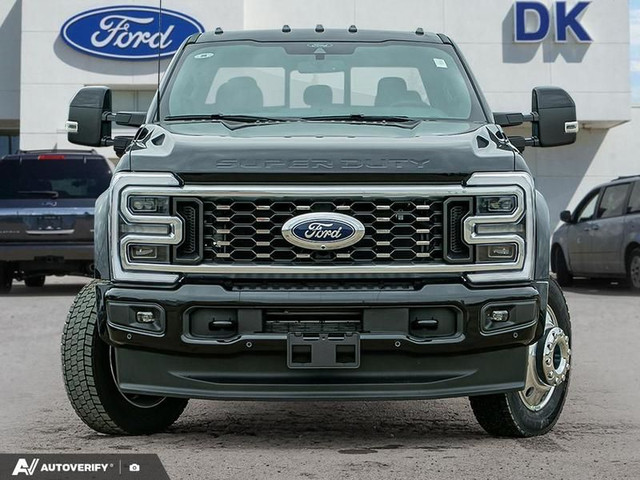 2025 Ford F-450 Super Duty Platinum in Cars & Trucks in Edmonton - Image 2