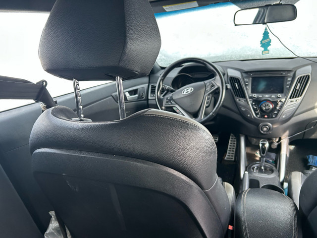 2016 Hyundai Veloster Turbo in Cars & Trucks in Muskoka - Image 3