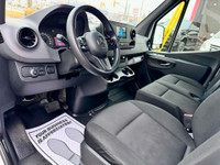Sprinter Cargo Van 3500XD High Roof V6 170 DIESEL 3.0L - Carfax Verified - No Accidents - Low KM's O... (image 8)