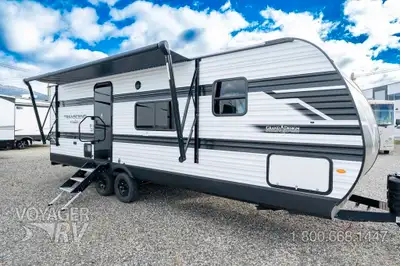 Located in Winfield, BC Call or Text 250-766-4607 Voyager RV Centre 1-800-668-1447 Construction and...