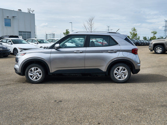 2023 Hyundai Venue Preferred | Backup Cam | Lane Keep Assist in Cars & Trucks in Edmonton - Image 2