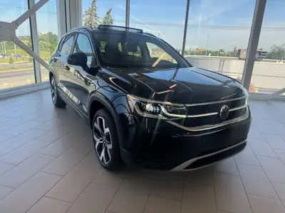 LEAHTER * SUNROOF * MAGS VENTE EN LIGNE DISPONIBLE. Rapport Carfax GRATUIT. Garantie supplémentaire...
