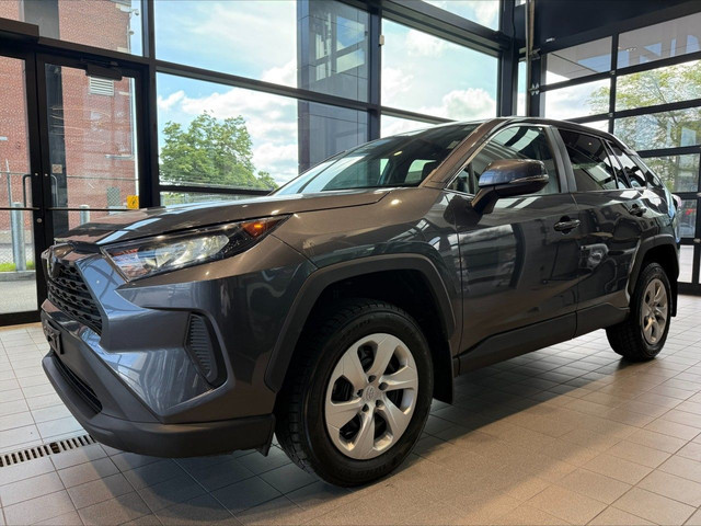 2023 Toyota RAV4LE in Cars & Trucks in City of Montréal - Image 4