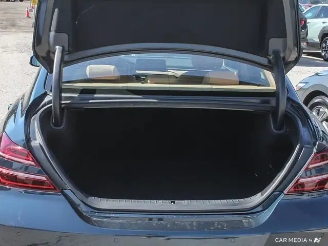 2023 Genesis G70 3.3T Advanced leather heated Seats | Sunroof... in Cars & Trucks in London - Image 12