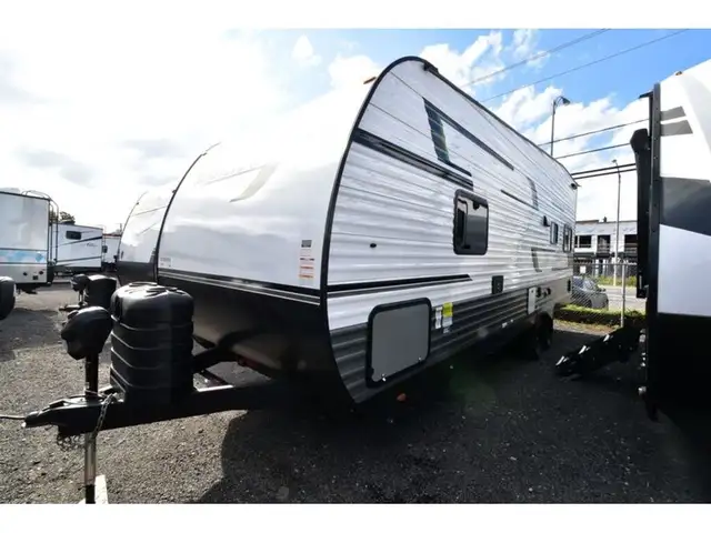 2025 Starcraft Autumn Ridge 25TH in RVs & Motorhomes in Laurentides - Image 3
