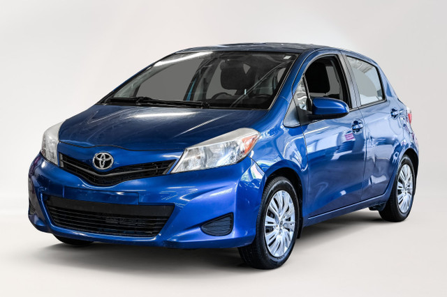 2013 Toyota Yaris LE Hatchback | Manuelle | A/C | Bluetooth | MP in Cars & Trucks in City of Montréal - Image 2
