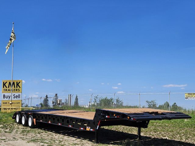 2004 Gerrys 40 Ton Scissorneck / Folding neck Trailer / Tri axle in Heavy Equipment in Edmonton - Image 2