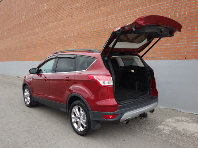  2016 Ford Escape SE 2.0 AWD in Cars & Trucks in Oakville / Halton Region - Image 4