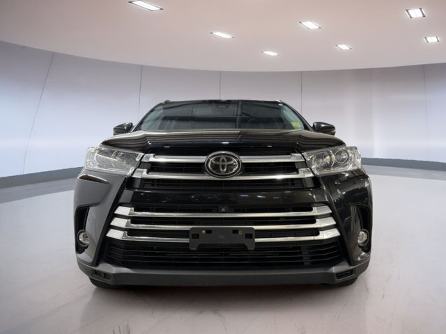 2019 Toyota Highlander Limited in Cars & Trucks in Moose Jaw - Image 2