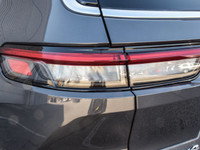 This Jeep Grand Cherokee L delivers a Regular Unleaded V-6 3.6 L/220 engine powering this Automatic... (image 7)