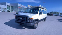 Rear Wheel Drive. Cloth Interior. USB Input(s). Auxiliary Input. Steering Wheel Controls: Cruise, Me... (image 4)