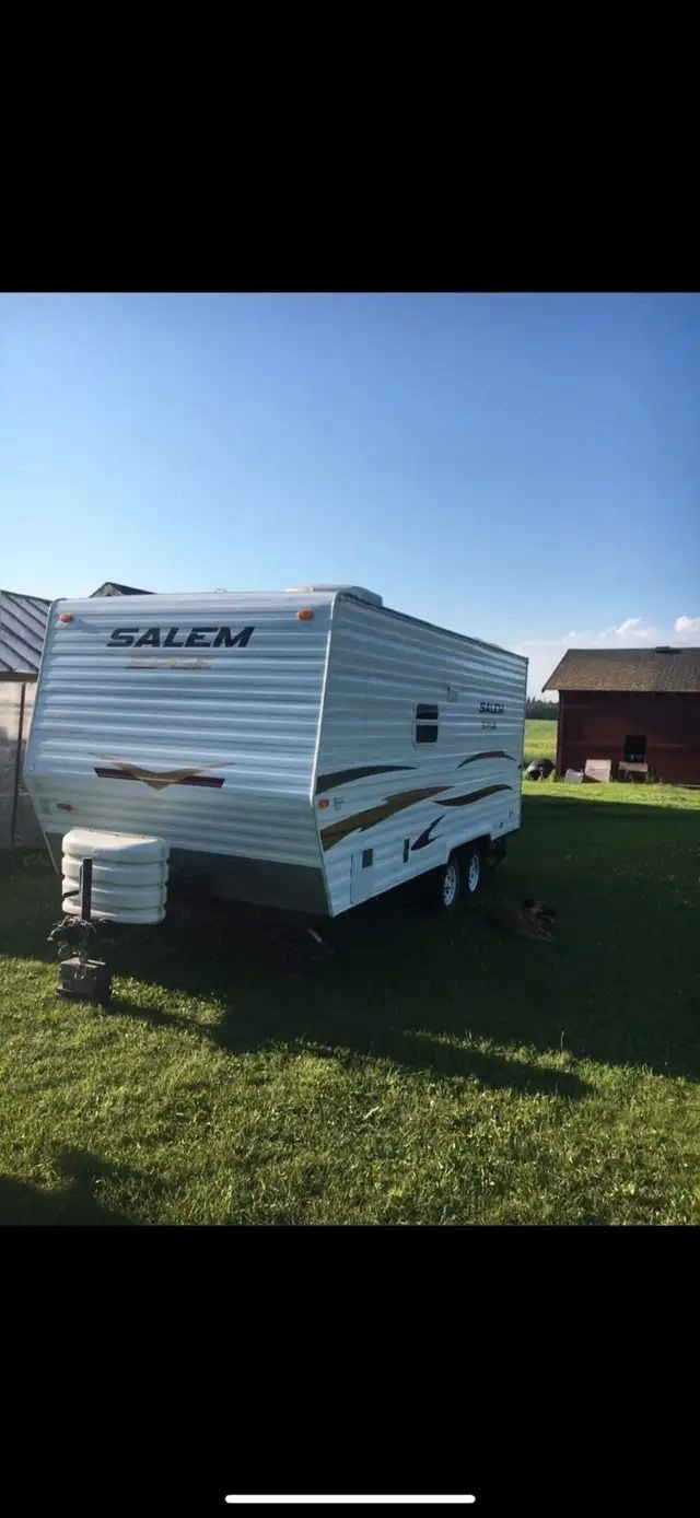 2009 SALEM EDGE CAMPER 18FT (FINANCING AVAILABLE) in Travel Trailers & Campers in Strathcona County - Image 3
