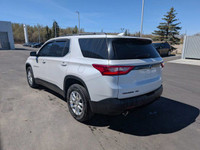 Welcome aboard this pre-owned 2019 Chevrolet Traverse LT Cloth, presenting a versatile and spacious... (image 5)