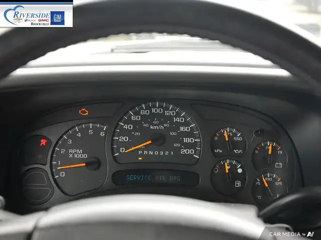 2006 GMC Sierra 2500HD SL in Cars & Trucks in Brockville - Image 18
