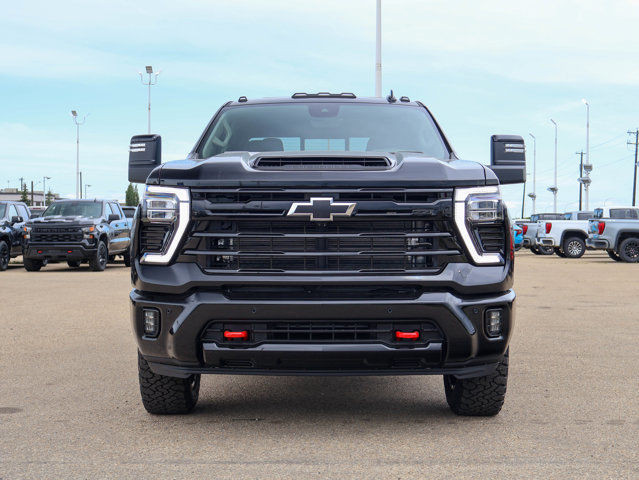 2025 Chevrolet Silverado 3500HD LTZ in Cars & Trucks in Edmonton - Image 3