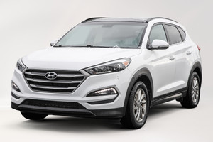 2016 Hyundai Tucson Luxury * Toit ouvrant * Sièges en cuir *