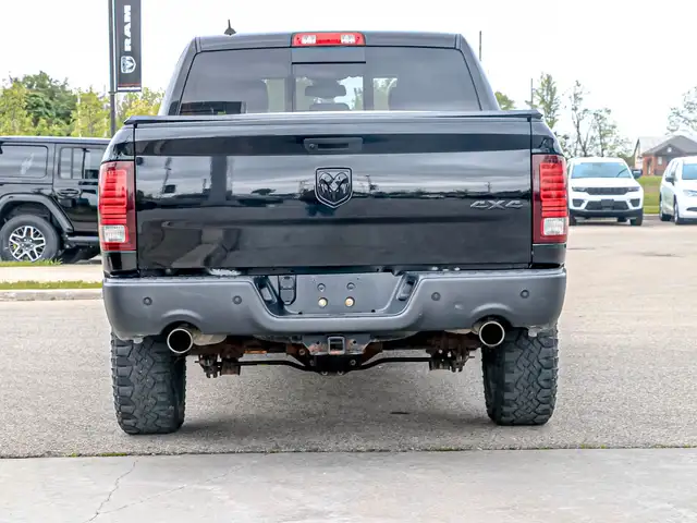 2021 RAM 1500 Classic SLT Warlock | GPS | Park Senses | Back-... in Cars & Trucks in London - Image 27