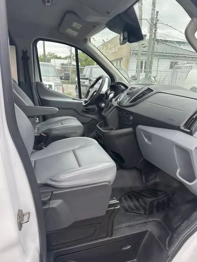 2016 FORD Transit 150 in Cars & Trucks in Laval / North Shore - Image 14