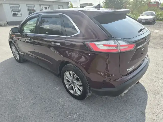2019 Ford Edge Titanium63760520756355124