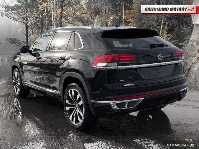 2023 Volkswagen Atlas Cross Sport Execline in Cars & Trucks in Hamilton - Image 3