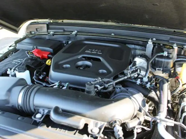 2025 Jeep Wrangler Sport S in Cars & Trucks in Calgary - Image 10